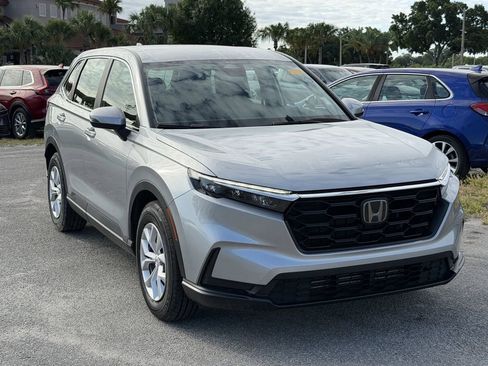 Used 2024 Honda CR-V LX image 2