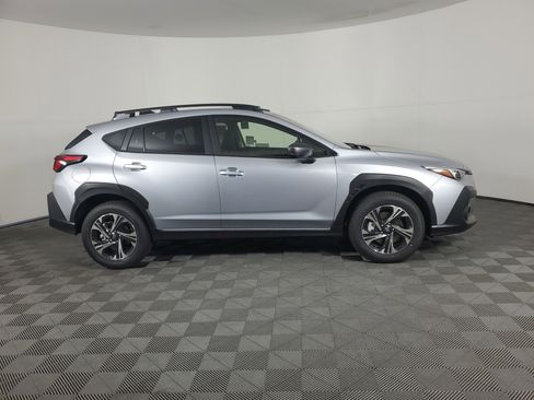 New 2025 Subaru Crosstrek 2.0i Premium image 3