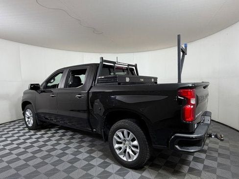Used 2021 Chevrolet Silverado 1500 Custom w/ Safety Confidence Package RWD image 3