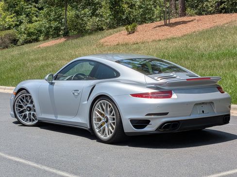 Used 2014 Porsche 911 Turbo S AWD/4WD image 3