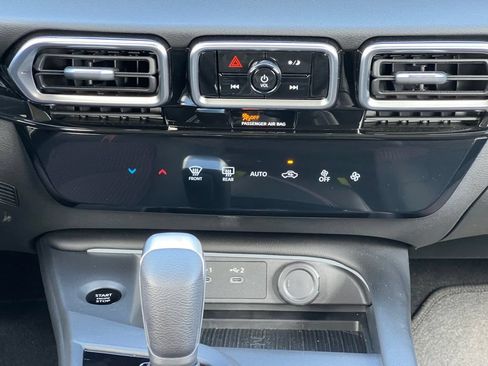 Certified 2026 Nissan Sentra SR w/ Floor Mat Package FWD image 4