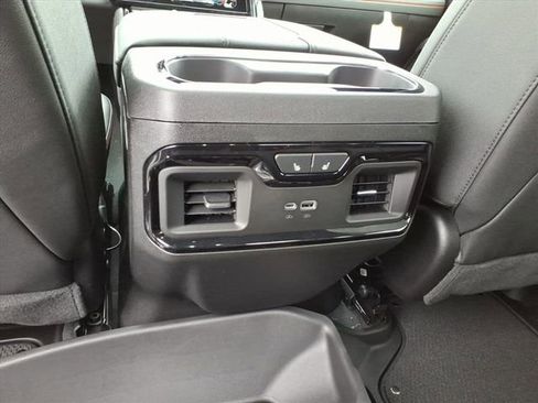 New 2026 GMC Sierra 2500 AT4 w/ AT4 Premium Plus Package image 16