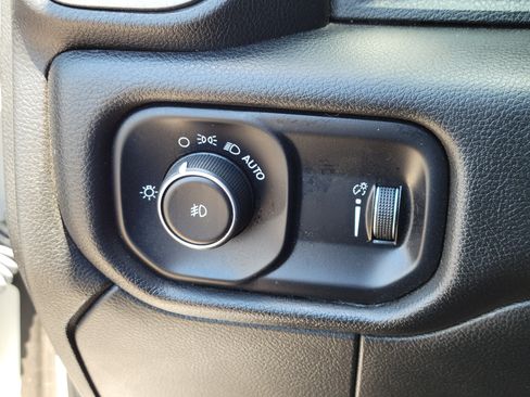 Used 2023 RAM 3500 Tradesman AWD/4WD image 11
