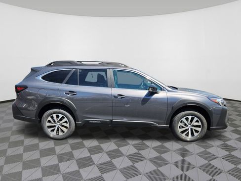 Certified 2025 Subaru Outback Premium image 6