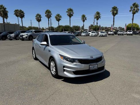 Used 2016 Kia Optima LX FWD image 3