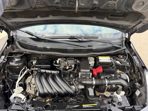 Used 2018 Nissan Versa S image 30