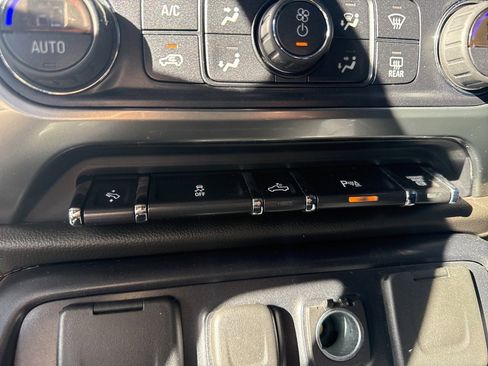 Used 2015 Chevrolet Silverado 3500 LTZ w/ Duramax Plus Package image 31