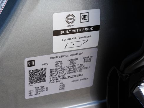 New 2025 Cadillac Lyriq Luxury image 32