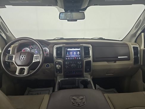 Used 2018 RAM 1500 Laramie w/ Convenience Group AWD/4WD image 9