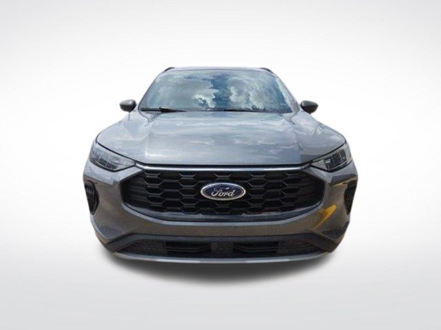 Certified 2025 Ford Escape ST-Line FWD image 2