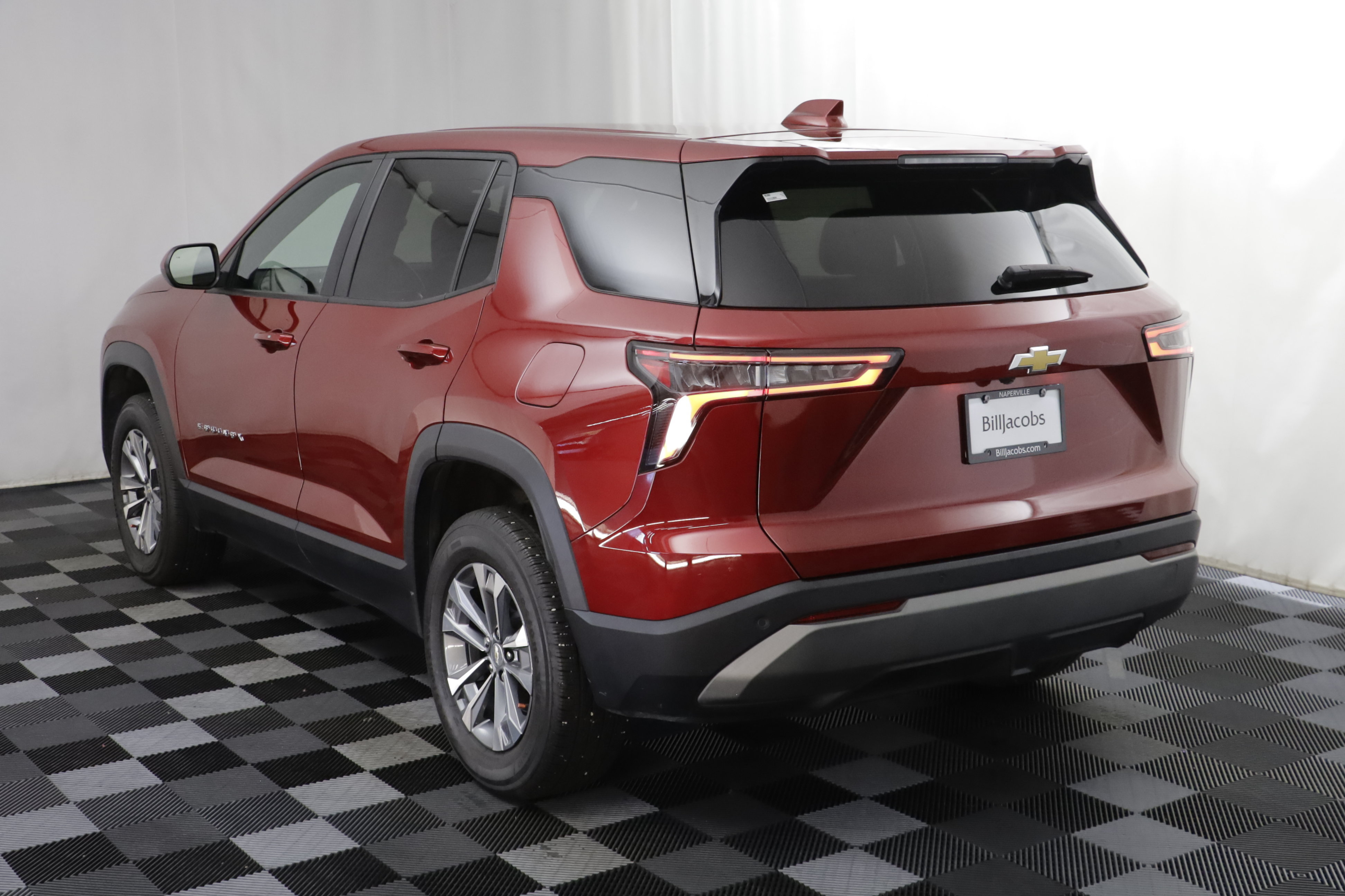 Used 2025 Chevrolet Equinox LT w/ LPO, Floor Liner Package FWD image 19