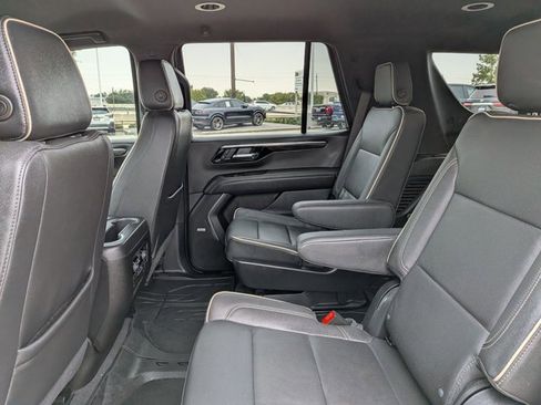 Used 2025 Chevrolet Tahoe Premier image 19