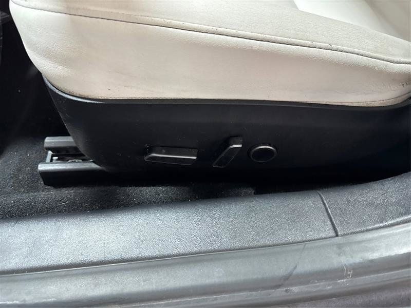 Used 2021 Tesla Model 3 Standard Range Plus RWD image 18