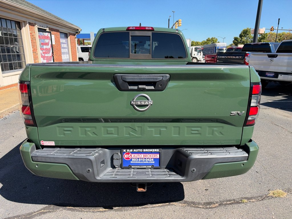 Used 2022 Nissan Frontier SV w/ Technology Package RWD image 7