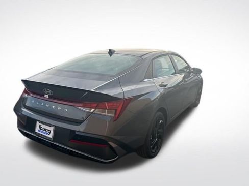 New 2026 Hyundai Elantra SEL Sport Premium FWD image 6