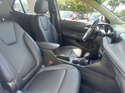 Used 2026 Buick Encore GX Sport Touring w/ Comfort Package FWD image 13