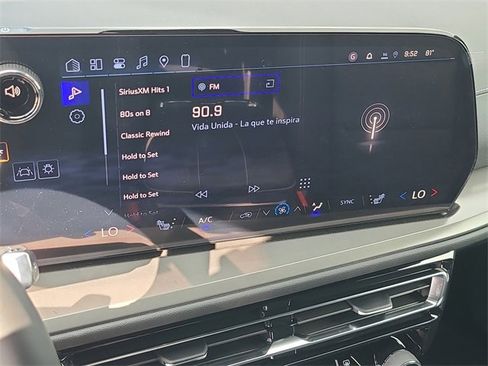 New 2026 Chevrolet Traverse LT w/ Driver Confidence Package image 14