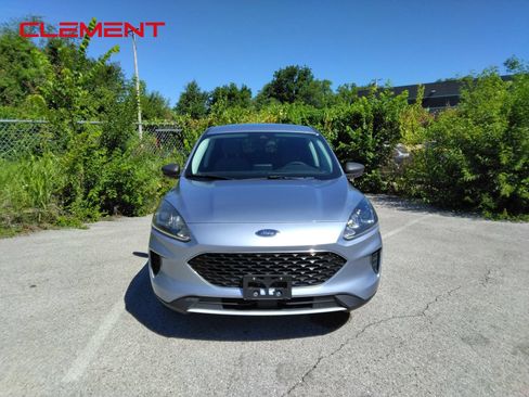 Used 2022 Ford Escape SE FWD image 2