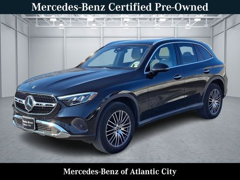 Certified 2026 Mercedes-Benz GLC 300 4MATIC image 3