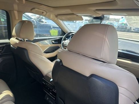 Used 2023 Acura MDX SH-AWD image 14