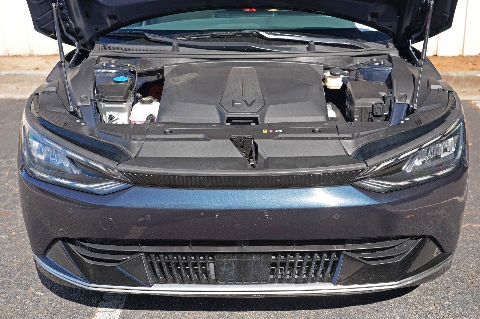 Used 2022 Kia EV6 Wind RWD image 8