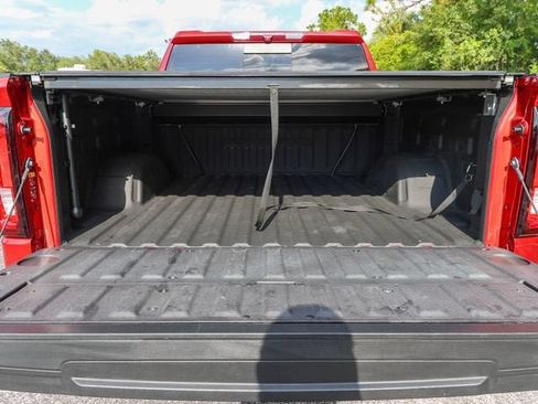 Used 2023 GMC Sierra 1500 Denali AWD/4WD image 29