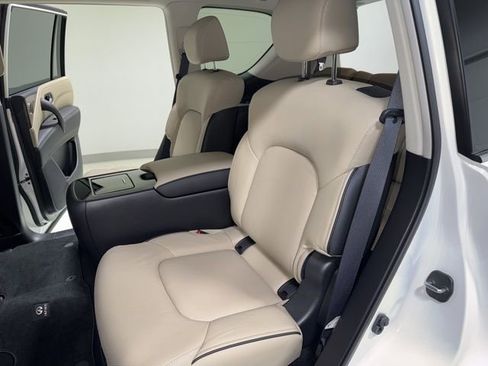 Used 2024 INFINITI QX80 Premium Select w/ Cargo Package image 31
