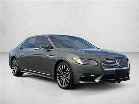 Used 2017 Lincoln Continental Reserve w/ Climate Package image 3