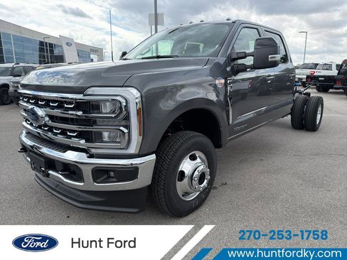 New 2026 Ford F350 Lariat AWD/4WD image 1
