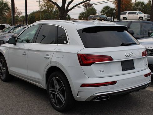 Used 2023 Audi Q5 e Premium image 22