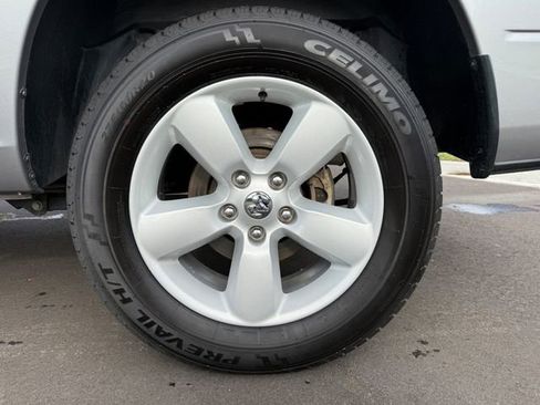 Used 2024 RAM 1500 Classic SLT image 8