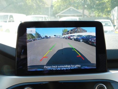 Used 2020 Ford Escape SE image 13