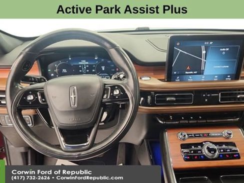 Used 2020 Lincoln Aviator Reserve w/ Equipment Group 201A image 17