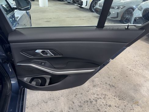 Used 2025 BMW 330i Sedan RWD image 11