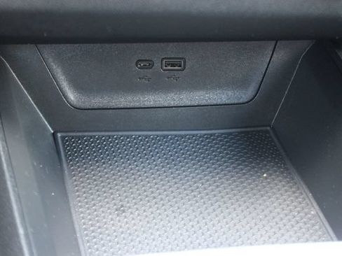 Used 2025 Chevrolet Equinox LT FWD image 10