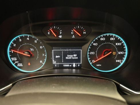Used 2018 Chevrolet Equinox LT FWD image 20