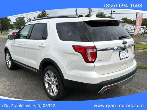 Used 2016 Ford Explorer XLT w/ Equipment Group 202A AWD/4WD image 7