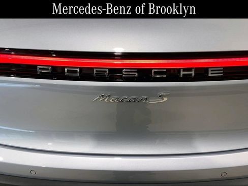 Used 2025 Porsche Macan S AWD/4WD image 31