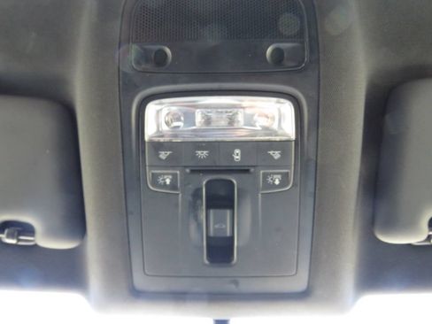 Used 2018 Audi Q3 2.0T Premium AWD/4WD image 25