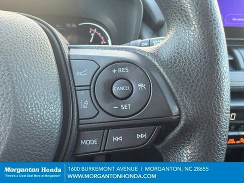 Used 2023 Toyota RAV4 XLE FWD image 5