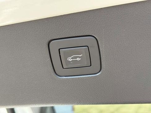 Used 2024 Buick Envista Sport Touring w/ Convenience I Package image 9