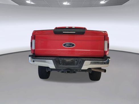Used 2019 Ford F250 Lariat w/ Lariat Ultimate Package AWD/4WD image 8