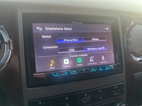 Used 2011 Ford F350 Lariat w/ Lariat Interior Pkg image 21