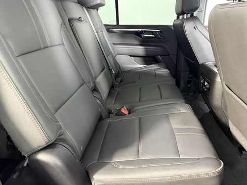 Used 2025 Chevrolet Tahoe RST RWD image 30