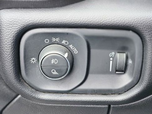 Used 2024 RAM 2500 Big Horn image 36