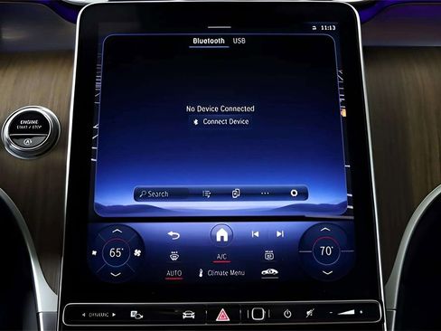 Used 2024 Mercedes-Benz GLC 300 4MATIC image 39