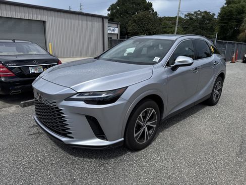 Used 2024 Lexus RX 350 Premium w/ Accessory Package (Z1) FWD image 2