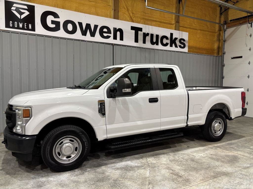Used 2020 Ford F250 XL w/ Power Equipment Group RWD image 4
