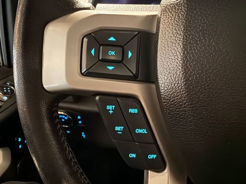 Used 2017 Ford F350 Lariat w/ Lariat Ultimate Package image 25