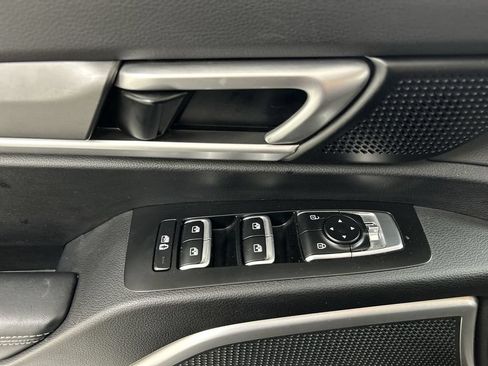 Used 2022 Kia Telluride LX AWD/4WD image 11